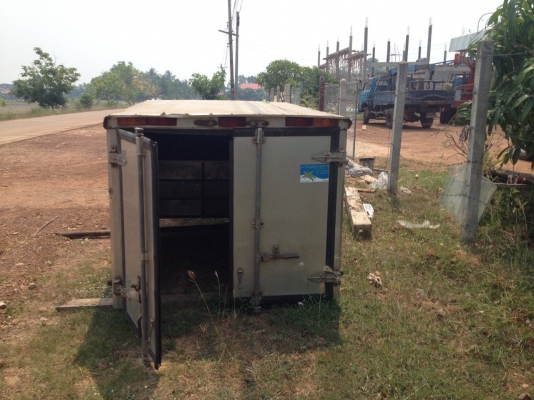 NISSAN หลังคาตู้ทึบ 2บาน ถอดจากฟรอนเทียหัวเดียว สภาพสวยครับ NISSAN หลังคาตู้ทึบ 2บาน ถอดจากฟรอนเทียหัวเดียว สภาพสวยครับ