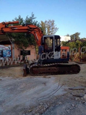 แบคโฮ  ยี่ห้อฮิตาชิ   รุ่น ex135ur-5   รถใช้งาน 7500 ชั่วโมง