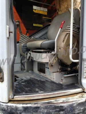 แบคโฮ ยี่ห้อฮิตาชิ รุ่น ex135ur-5 รถใช้งาน 7500 ชั่วโมง แบคโฮ ยี่ห้อฮิตาชิ รุ่น ex135ur-5 รถใช้งาน 7500 ชั่วโมง