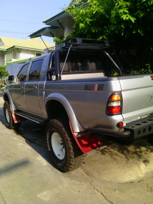 ขายรถมิตซูบิชิ โฟล์วิล สวยๆ ขายรถมิตซูบิชิ โฟล์วิล สวยๆ