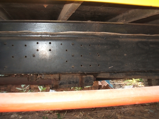 ขายรถสิบล้อบรรทุกรถเกี่ยวข้าว ฮีโน่ เครื่งอยนต์ HO7C 168 แรงม้า สภาพดีพร้อมใช้งาน