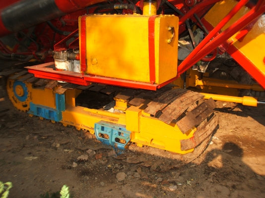 ขายรถเกี่ยวข้าว เกษตรพัฒนา อุ้ม 2 ตัน เครื่องยนต์มิตซู 210 แรงม้า ปั้มไดกิ้นส์ เบอร์ 22 ตัวเดิน 10HT สภาพดีพร้อมใช้งาน