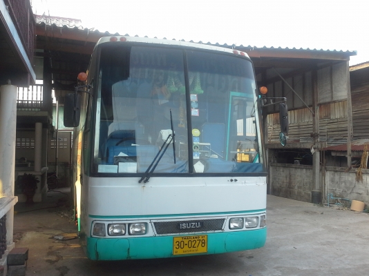 บัสแอร์ชั้นครึ่ง แอร์แยก ยาว12เมตร อีซูซุดั้งเดิมทั้งคัน