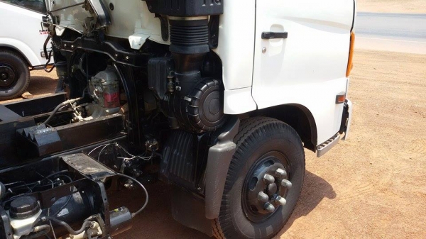 ขาย6ล้อ ฮีโน่ 165ปี50 ราคา 920,000ทะเบียนพร้อม