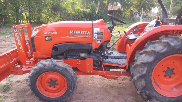 ขายรถไถคูโบต้าL 4708 ใบมีดดันดินผาล6