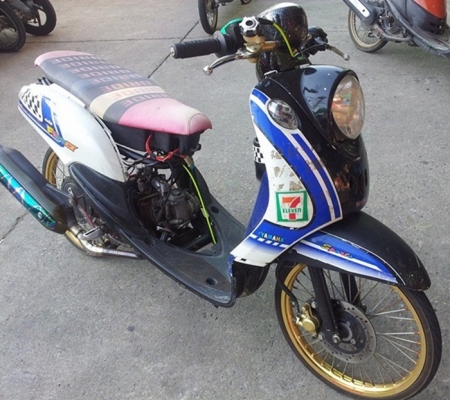 ขายได้ขาย Yamaha Fino มีแต่เล่มเขียว ตามสภาพ