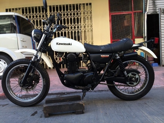 คาวาซากิ 250TR   (www.bascooterclubs.com)