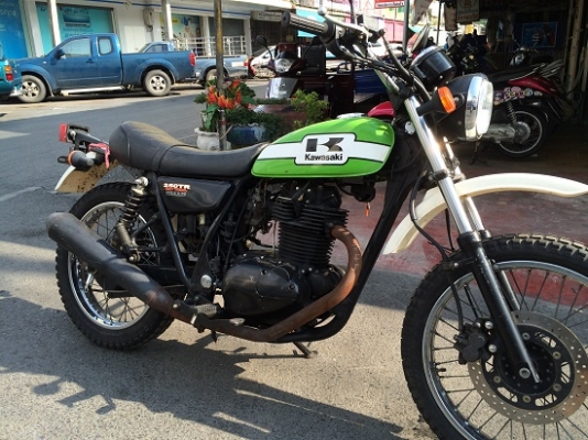 คาวาซากิ 250TR   (www.bascooterclubs.com)