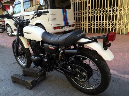 คาวาซากิ 250TR   (www.bascooterclubs.com)