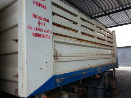 รถฮีโน่ 6 ล้อดั้ม 175 แรงม้า. ปี 54   ( รถวิ่ง 18x,xxx กว่า กม. )     สนใจติดต่อ  081 - 6079515