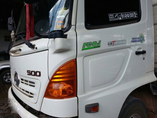 รถฮีโน่ 6 ล้อดั้ม 175 แรงม้า. ปี 54   ( รถวิ่ง 18x,xxx กว่า กม. )     สนใจติดต่อ  081 - 6079515