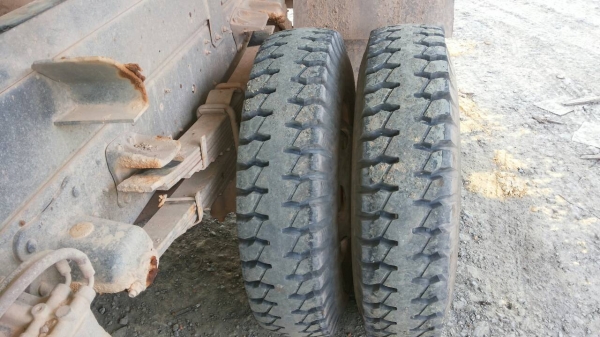 รถฮีโน่ 6 ล้อดั้ม 175 แรงม้า. ปี 54   ( รถวิ่ง 18x,xxx กว่า กม. )     สนใจติดต่อ  081 - 6079515