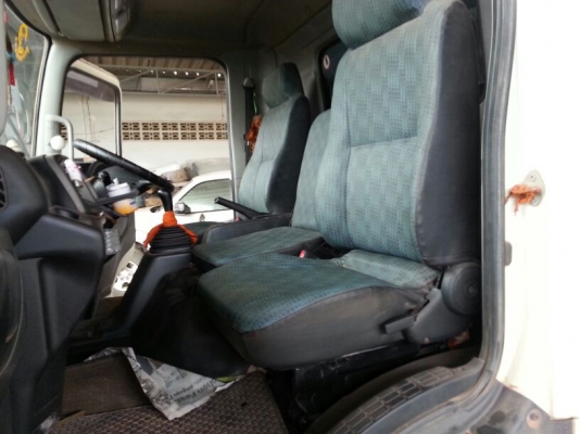 รถฮีโน่ 6 ล้อดั้ม 175 แรงม้า. ปี 54   ( รถวิ่ง 18x,xxx กว่า กม. )     สนใจติดต่อ  081 - 6079515