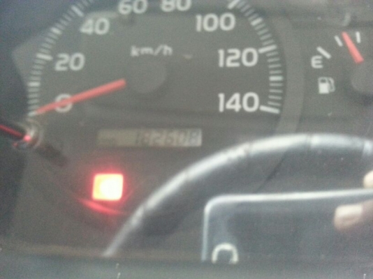 รถฮีโน่ 6 ล้อดั้ม 175 แรงม้า. ปี 54   ( รถวิ่ง 18x,xxx กว่า กม. )     สนใจติดต่อ  081 - 6079515