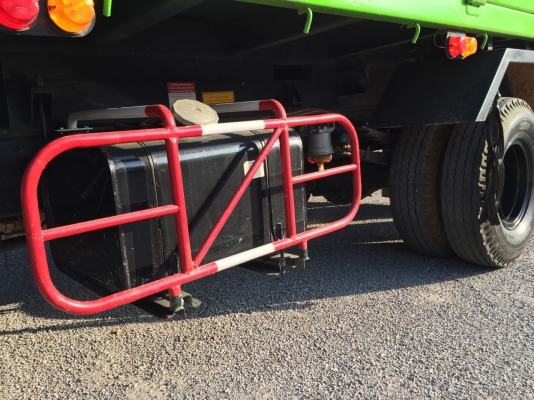 รถฮีโน่ 6 ล้อดั้ม 175 แรงม้า.  ปี 54   ( รถวิ่ง 8,3xx กม. )     สนใจติดต่อ  081 - 6079515