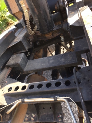 รถฮีโน่ 6 ล้อดั้ม 175 แรงม้า.  ปี 54   ( รถวิ่ง 8,3xx กม. )     สนใจติดต่อ  081 - 6079515