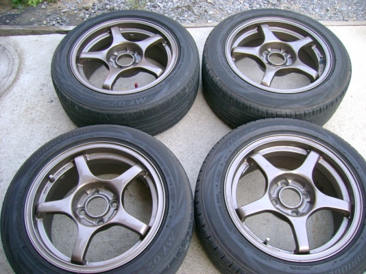 แม็กซ์ LENSO ขอบ 15" 4 รู100 พร้อมยาง สภาพดี 6,500.- แม็กซ์ LENSO ขอบ 15" 4 รู100 พร้อมยาง สภาพดี 6,500.-