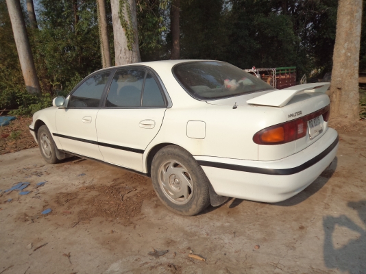 ขายถูกๆ29500บาทรถเก๋งฮุ่นไดสภาพสวย เอกสารพร้อมโอน(เครื่องพังหม้อน้ำแห้ง)