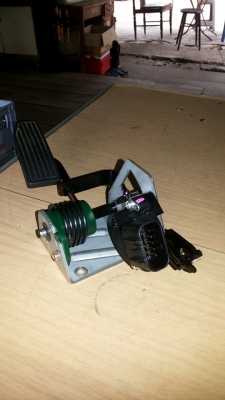 คันเร่ง มือ2 อีซุซุ