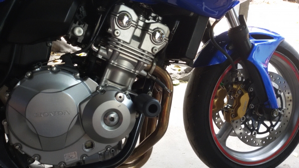 ขายHonda CB400SF tec4 บอดิออร์ปี08หัวฉีดPGMFI(อินวอย สรรพสามิตแท้)รถสวยพร้อมใช้ท่อเเต่งAkrapovicทั้งเส้น 086-541-4120 หนึ่ง