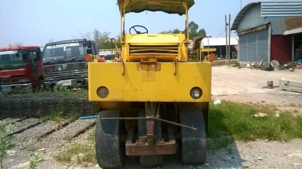 ขายรถบด ล้อยาง DYNAPAC 7 ล้อ สภาพพร้อมใช้งาน เอกสารสัญญาซื้อขาย ราคาต่อรองได้ ขายรถบด ล้อยาง DYNAPAC 7 ล้อ สภาพพร้อมใช้งาน เอกสารสัญญาซื้อขาย ราคาต่อรองได้