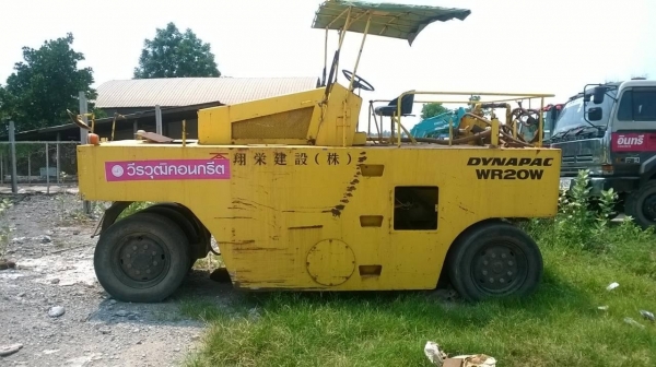 ขายรถบด ล้อยาง DYNAPAC 7 ล้อ สภาพพร้อมใช้งาน เอกสารสัญญาซื้อขาย ราคาต่อรองได้ ขายรถบด ล้อยาง DYNAPAC 7 ล้อ สภาพพร้อมใช้งาน เอกสารสัญญาซื้อขาย ราคาต่อรองได้