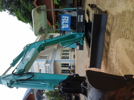 ขายรถขุดแบคโฮ MITSUBISHI MS035 ขนาด pc35เก่านอกแท้จากญี่ปุ่นมีเอกสารแจ้งจำหน่าย ไม่เคยใช้งานในไทยครับ