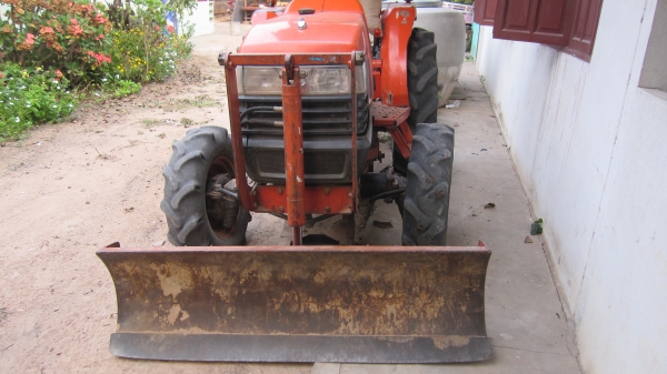 ขายรถไถ Kubota L 3408 ถูกๆ (เจ้าของใช้เองไม่ได้รับจ้าง ไม่ได้ใช้แล้วยากขาย)เล่มทะเบียนพร้อม จัดไฟแนนซ์ ได้เลย