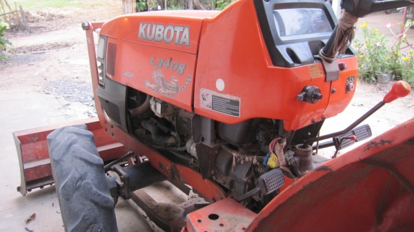ขายรถไถ Kubota L 3408 ถูกๆ (เจ้าของใช้เองไม่ได้รับจ้าง ไม่ได้ใช้แล้วยากขาย)เล่มทะเบียนพร้อม จัดไฟแนนซ์ ได้เลย ขายรถไถ Kubota L 3408 ถูกๆ (เจ้าของใช้เองไม่ได้รับจ้าง ไม่ได้ใช้แล้วยากขาย)เล่มทะเบียนพร้อม จัดไฟแนนซ์ ได้เลย