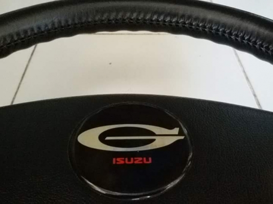 พวงมาลัย ISUZU สวย ๆ  หลายวง