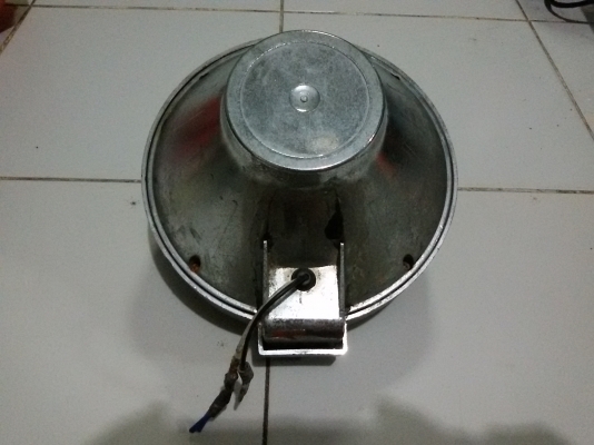 สปอร์ทไลท์ 8 นิ้ว 1ดวง 499 บาท