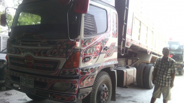 ขายรถสิบล้อMAGAดั้มเกษตรเครือง260แรวปี47มีระบบลากพ่วง