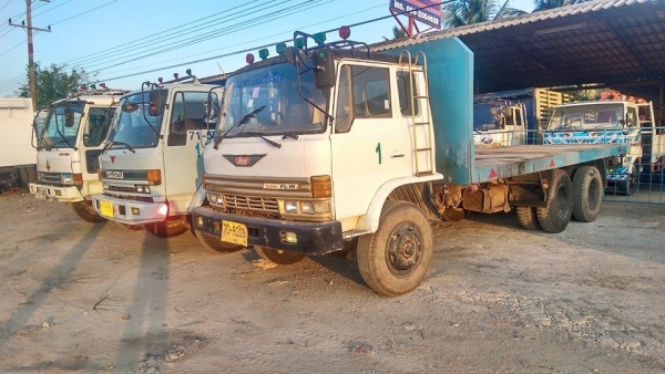 10 ล้อพื้นเรียบเพลาเดียว ขายตัดคับ 3 คัน คันละ 480,000