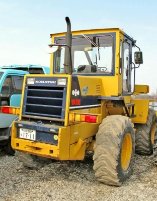 WA100-1-32411 รถเก่าจากประเทศญี่ปุ่นครับ มาถึงไทยแล้วครับ WA100-1-32411 รถเก่าจากประเทศญี่ปุ่นครับ มาถึงไทยแล้วครับ