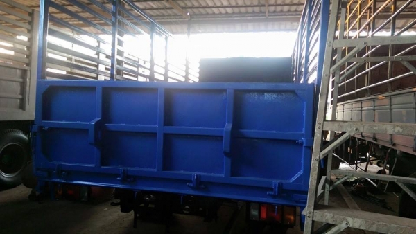 6 ล้อNPR เครื่อง 130 แรง ยาว 5 เมตร รถสวยพร้อมใช้งานครับ 6 ล้อNPR เครื่อง 130 แรง ยาว 5 เมตร รถสวยพร้อมใช้งานครับ