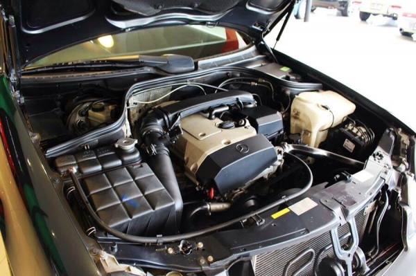 Merced Benz CLK 200 sport coupe สภาพเดิมทั้งคัน ภายในใหม่เอี่ยม อุปกรณ์ทุกอย่างอยู่ครบๆ แม็ก BARBUS BLOCK 5 18 แท้ เหมาะสำหรับผู้ที่ชอบความ คลาสสิค หรูรา เดิมๆ บอกได้เลยว่าราคานี้กับสภาพแบบนี้ไม่ต้องไปหา ราคาเพียง 699,000 ต่ำสุดในตลาด มีคันเดี๋ยวไม่มีอีกแ