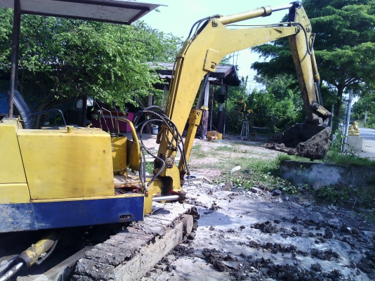 ขายรถแม็คโคร IHI  IS 28 เทียบเท่า pc 30 ราคาถูก ขาย 135,000 บาท