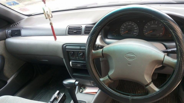 ขาย นิสสัน ซันนี่ สวยราคาเบาๆ