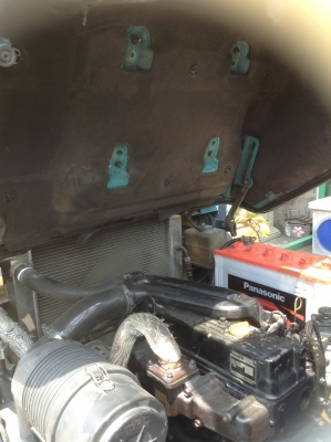 +++ ขายโฟล์คลิฟท์  KOMATSU FD25-14  ขนาด 2.5  ตัน (รถนอก)  เสา 4.3  เมตร  เกียร์ออโตเมติค  งา 1,070  มม.  ยางตันใหม่ครับ