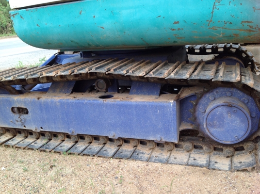 ขายรถแบคโฮ ยี่ห้อ KOMATSU รุ่น PC20-7E(คอนโทรลน้ำมัน)  สภาพพร้อมใช้