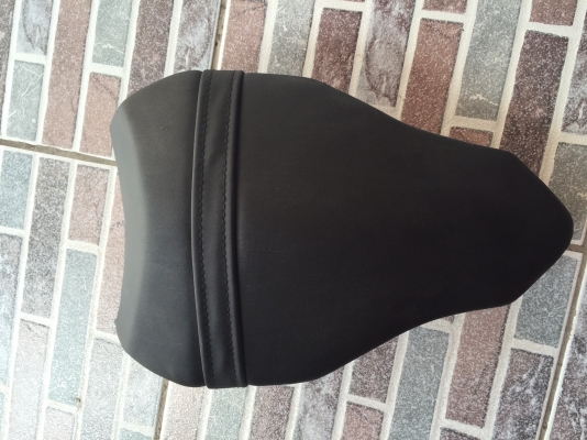 ธารนนทบุรี//ขาย เบาะ ducati 1199 ของใหม่ครับ ราคา 4,000 บาท