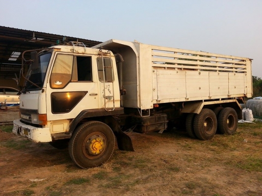 ขายดั้ม2เพลา MITSUBISHI FN527M-TD เครื่อง6D16 พ.เพาเวอร์ เบรกทิฟฟี่ ภายในสวย แอร์เย็น 195แรง มีระบบลำโพงลากลูก เบรกใหญ่ เพลาบุ๋ม เครื่องดี แคชซีสวย ยางใหม่10เส้น สภาพพร้อมใช้งาน เอกสารพร้อมโอน สนใจโทร 090-8588220คุณนะ 093-3258446คุณบิว ID:narong498 หรือ w