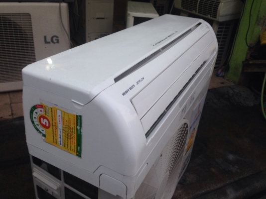 **** ขายแอร์ Mitsubishi 13000 BTU สภาพสวย ****