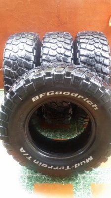 ขายยาง bf mud km2 265/75/16. ปี 11