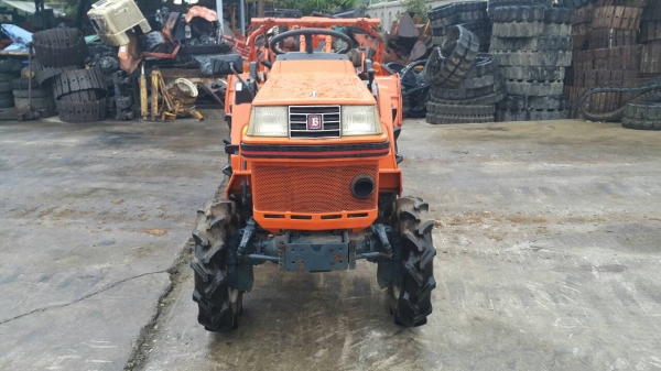 ขาย รถไถนา KUBOTA 15 แรง รุ่น B1-15- มือสองญี่ปุ่น ขาย รถไถนา KUBOTA 15 แรง รุ่น B1-15- มือสองญี่ปุ่น