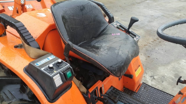 ขาย รถไถนา KUBOTA 15 แรง รุ่น B1-15- มือสองญี่ปุ่น ขาย รถไถนา KUBOTA 15 แรง รุ่น B1-15- มือสองญี่ปุ่น