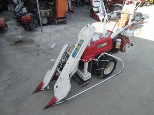 รถเกี่ยวข้าวเดินตาม  MITSUBISHI    KB254  รหัสสินค้า : 80802451 หรือเพิ่มเติมไดที่ www.nihonmono.com