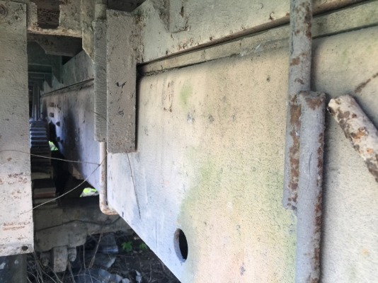 10ล้อเพลาเดียว185แรง..ไปจูบมาชนหน้า..เก็บซ่อมได้.ขายตามสภาพ เล่มพร้อม...