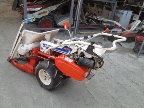 รถเกี่ยวข้าวเดินตาม KUBOTA HF32 รหัสสินค้า : 80802431 หรือเพิ่มเติมไดที่ www.nihonmono.com รถเกี่ยวข้าวเดินตาม KUBOTA HF32 รหัสสินค้า : 80802431 หรือเพิ่มเติมไดที่ www.nihonmono.com