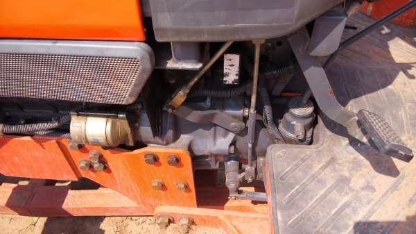 ขายรถไถคูโบต้าL 4508 di ใบมีดดันหน้ารถพร้อมใช้งานครับ